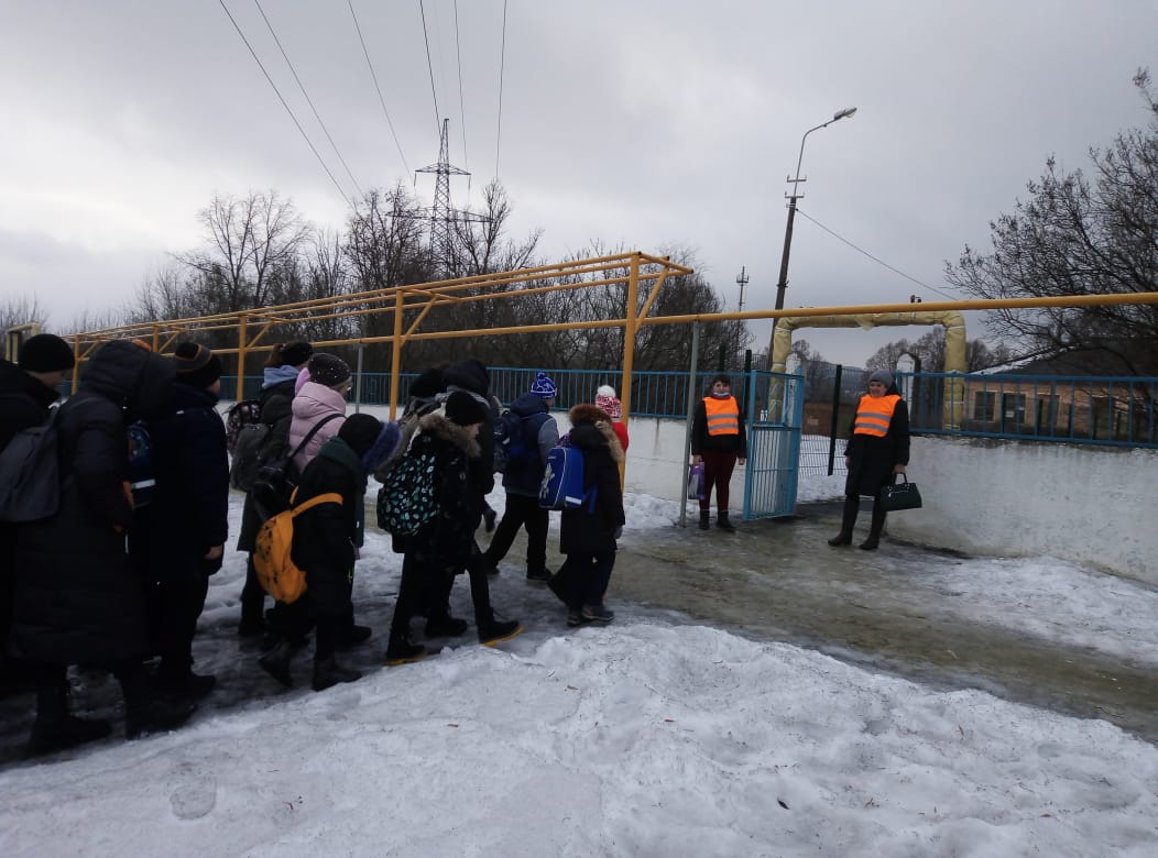 Укажите подпись к картинке.